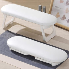 Diesisa front view showing branded hand rest and neat presentation benefit