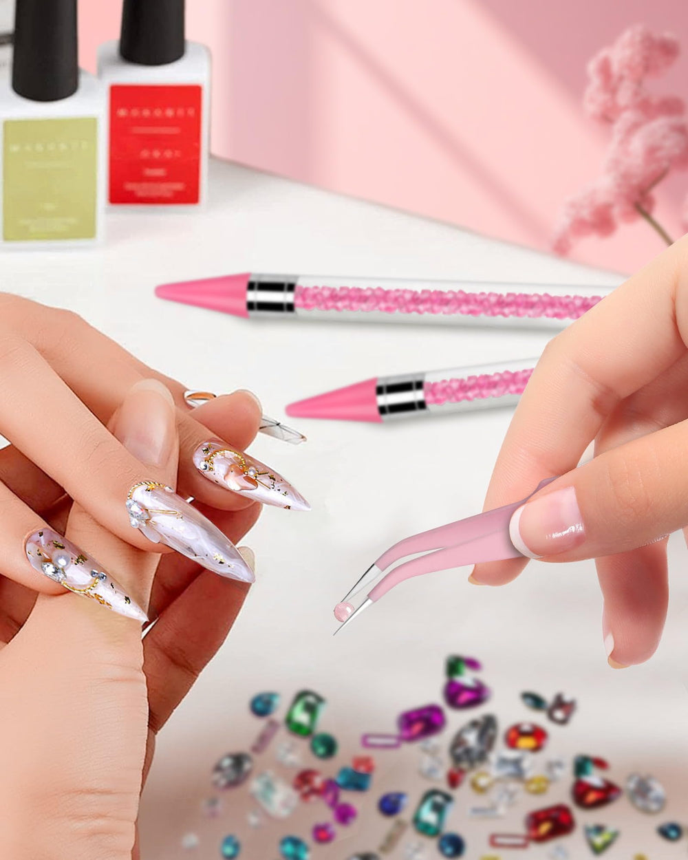 Difenni applicator in use on a nail demonstrating fast and precise rhinestone placement