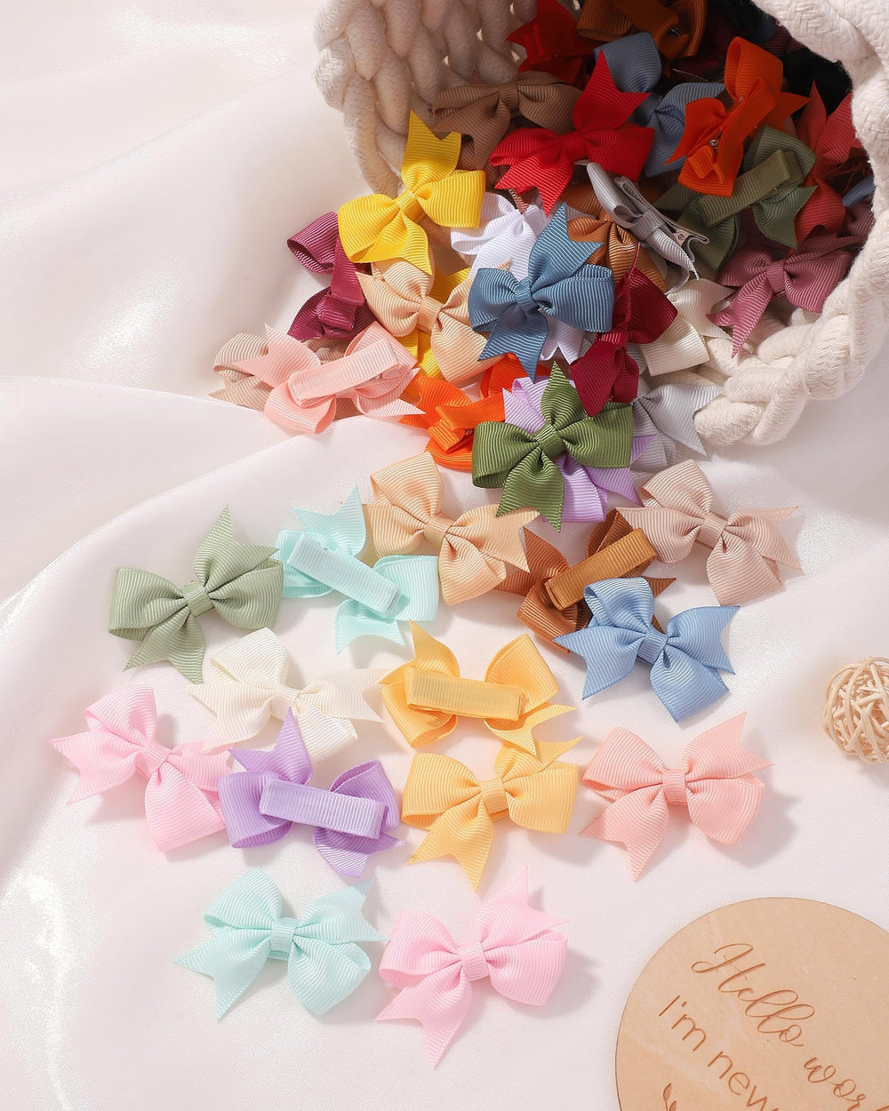 doboi toddler wearing mini bow to show real-life styling benefit