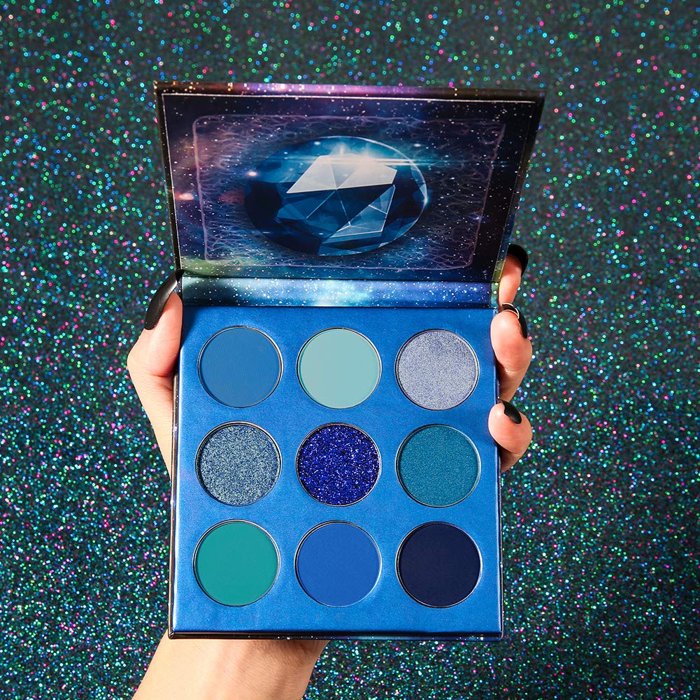 docolor open palette displaying eight mattes and one metallic sequin for versatile looks