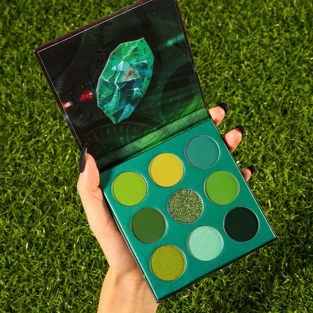 docolor open overhead view displaying nine green shades for versatile looks and layering