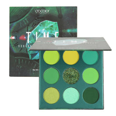 docolor front view of closed palette showing compact travel-ready design and color story
