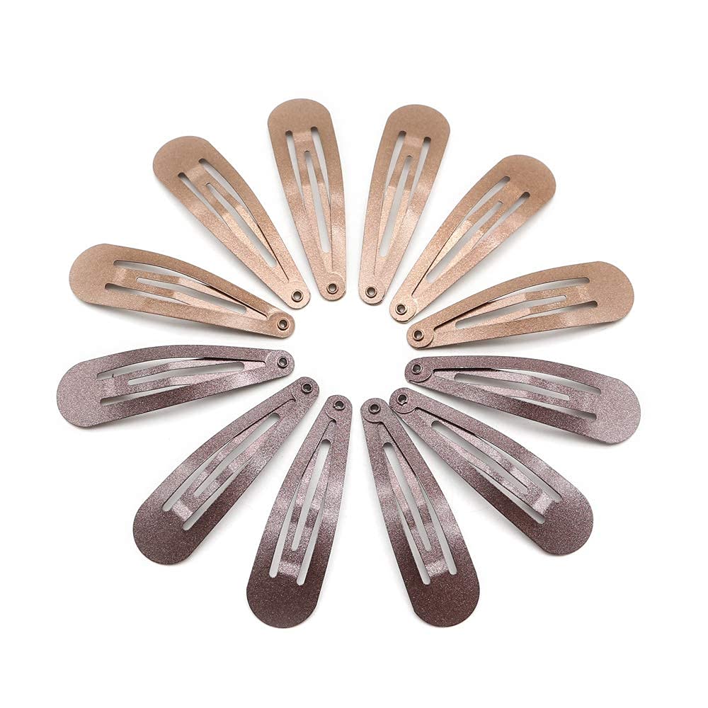 Dofash clips beside a makeup bag for travel-ready convenience