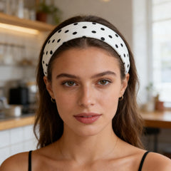 Doneace wide band detail highlighting elastic stretch for all-day comfort