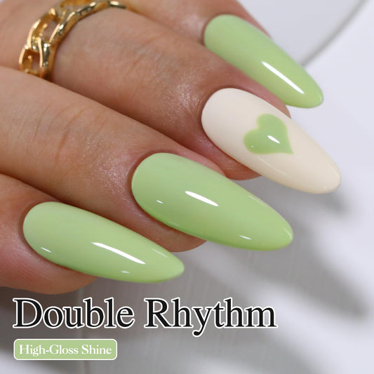 Double Rhythm brush and cap detail offering smooth streak-free application