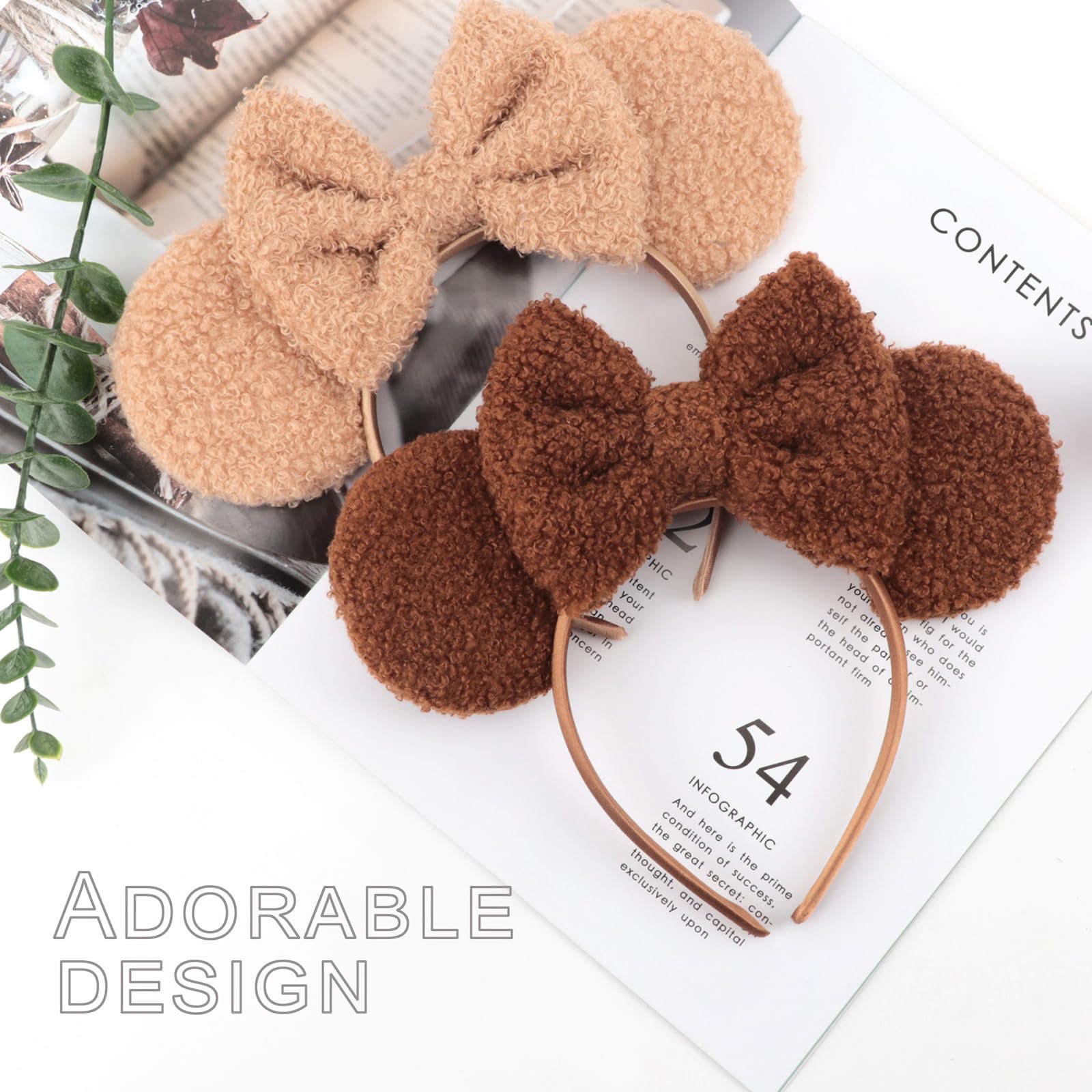 DRESHOW close-up of wool plush texture highlighting softness and comfort