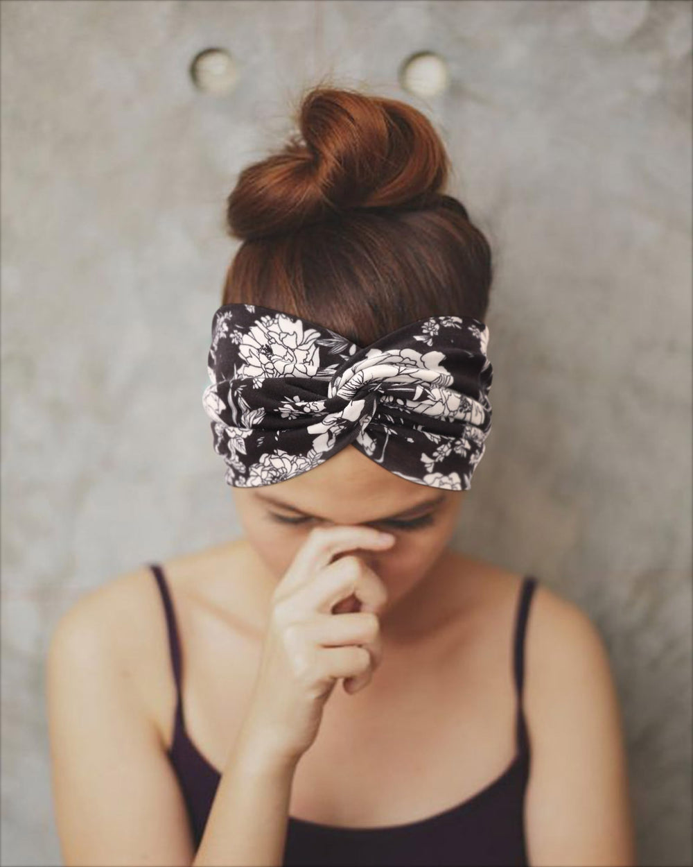 DRESHOW headband used in yoga class demonstrating non-slip hold and activity-ready benefit