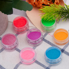 Duufin applied on gel nails showing high-gloss iridescent finish benefit