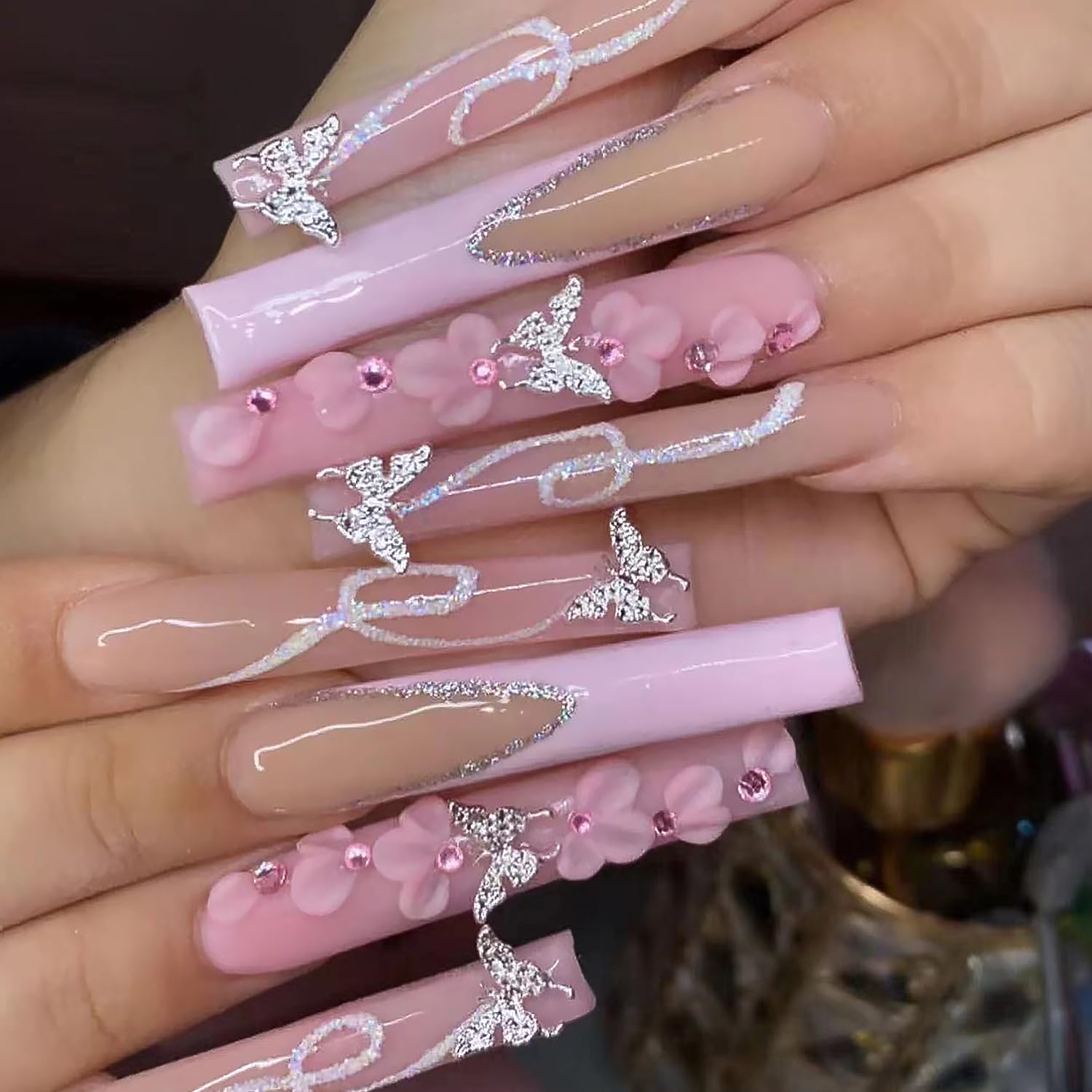 DZPGUONIZ front packaging showing full 24-piece nail set and benefits