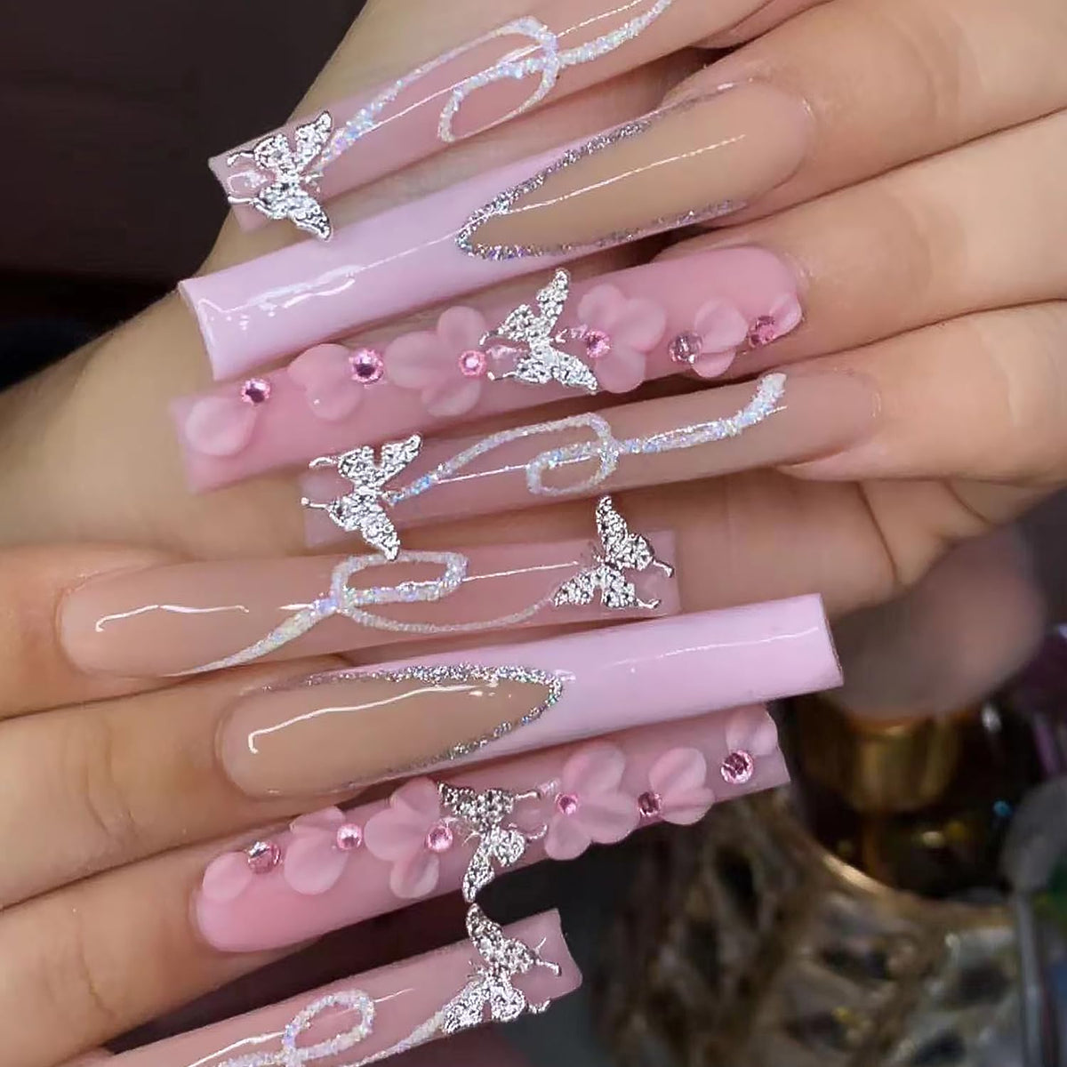 DZPGUONIZ front packaging showing full 24-piece nail set and benefits