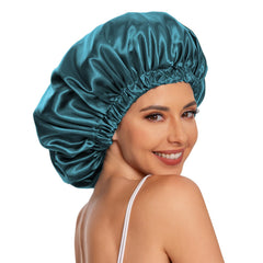 Edoneery inside fit with curly hair demonstrating roomy 13-inch protection