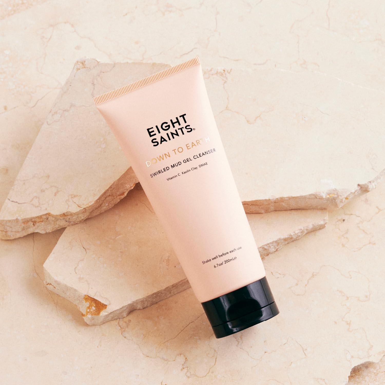 Eight Saints pump and label close-up highlighting ingredient list and benefits