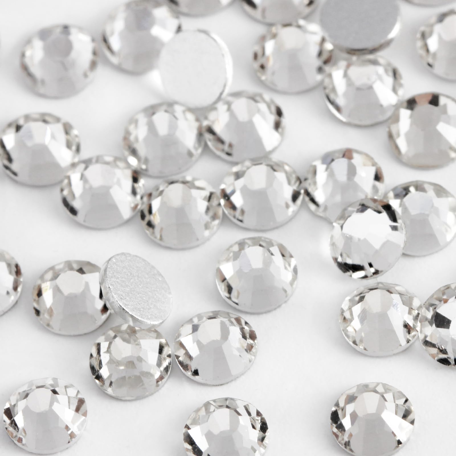 Eleegem front packaging of 400 SS30 crystals showing bulk value