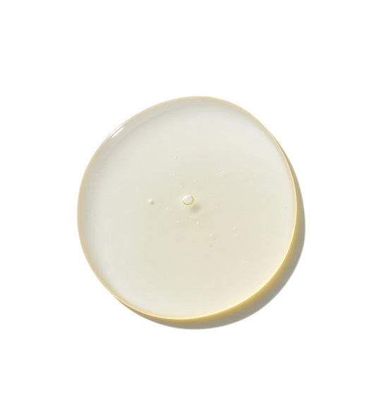 ELEVEN AUSTRALIA close-up of lather and ingredients highlighting cleansing efficacy
