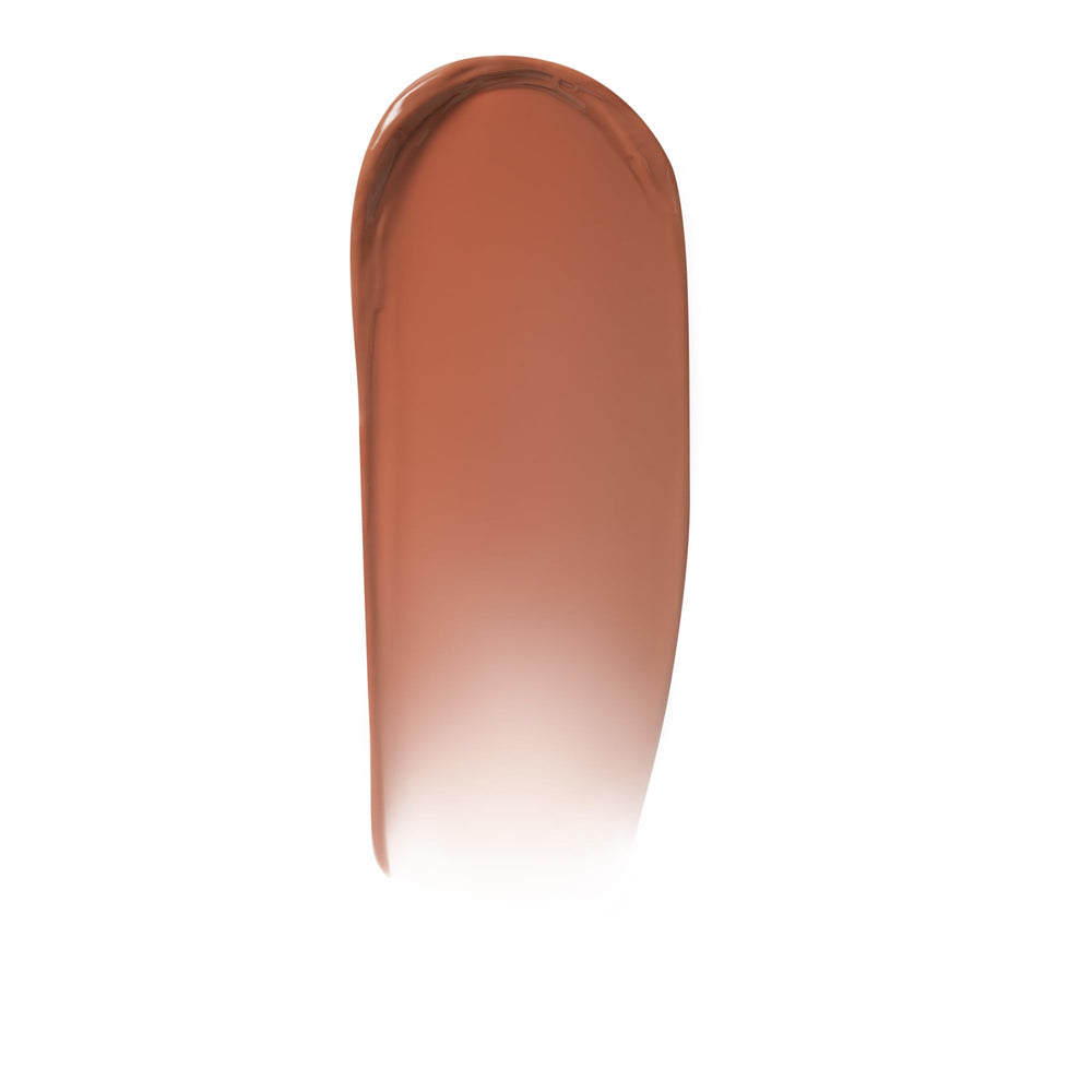 e.l.f. Pout Clout close-up of product tip and glossy texture for smooth, non-sticky finish