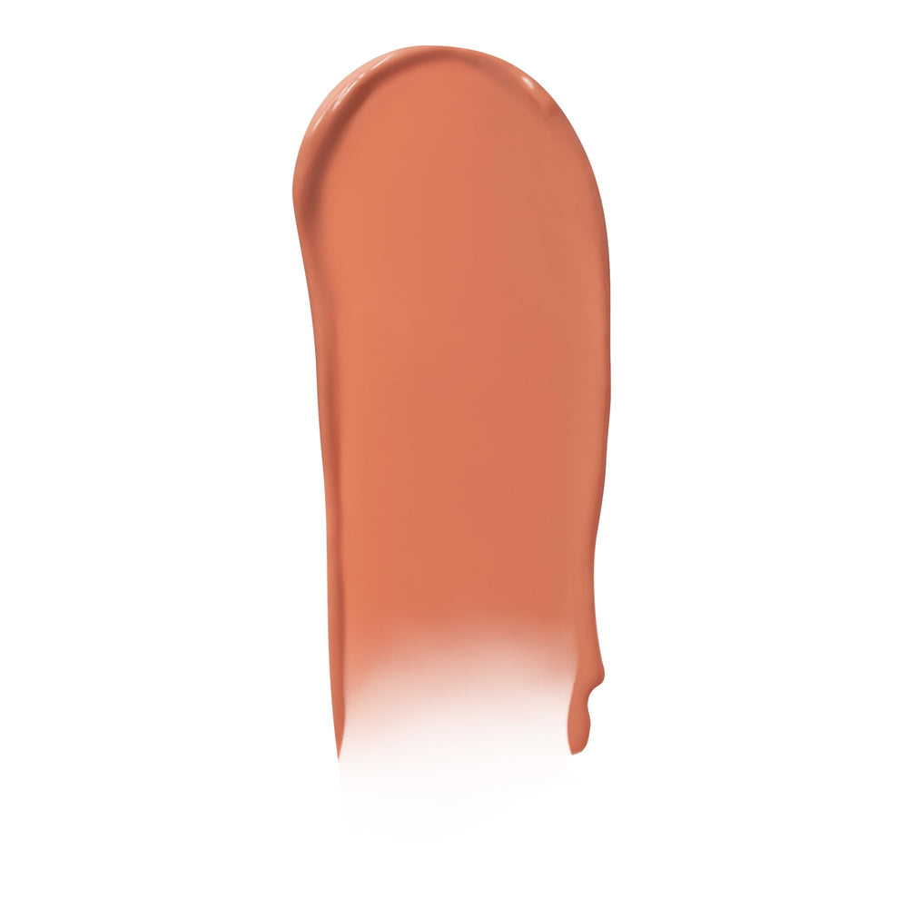 e.l.f. Pout Clout pen tip applying product precisely for neat application