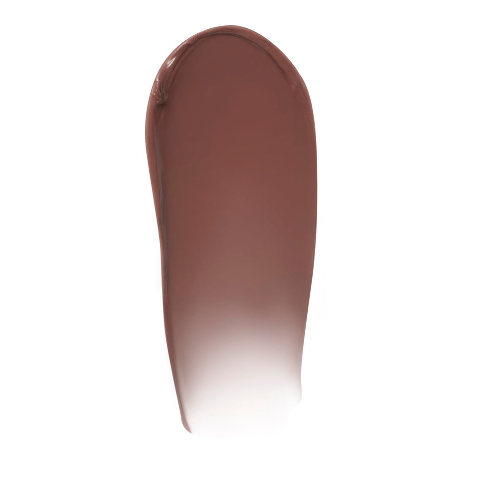 e.l.f. Pout Clout pen tip close-up highlighting precise applicator and smooth glide