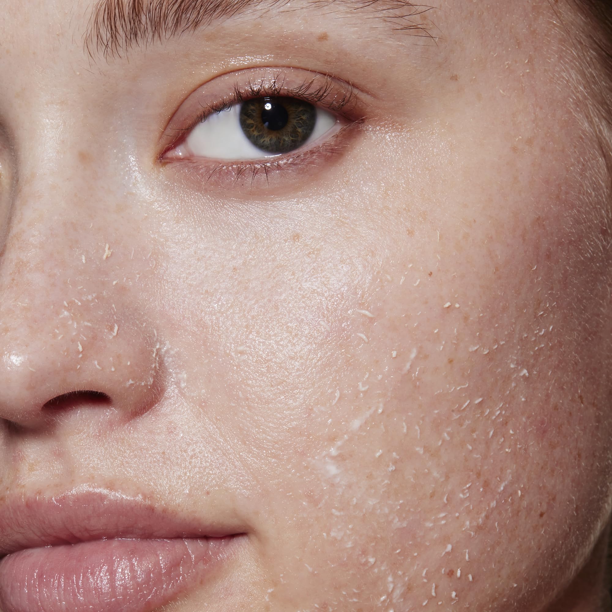 e.l.f. ingredient label close-up highlighting papaya and tangerine extracts benefit