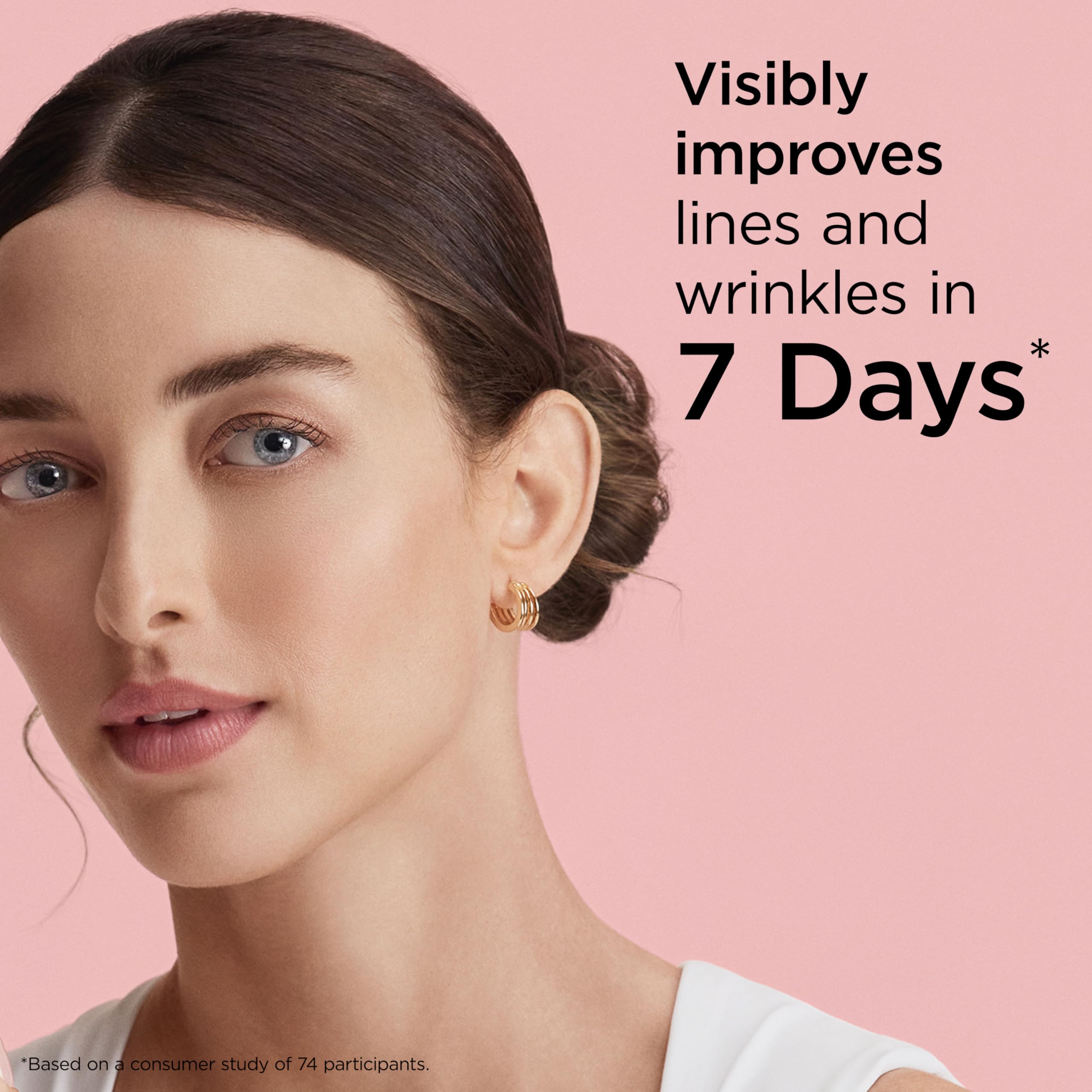 Elizabeth Arden capsules applied on hand illustrating quick absorption benefit