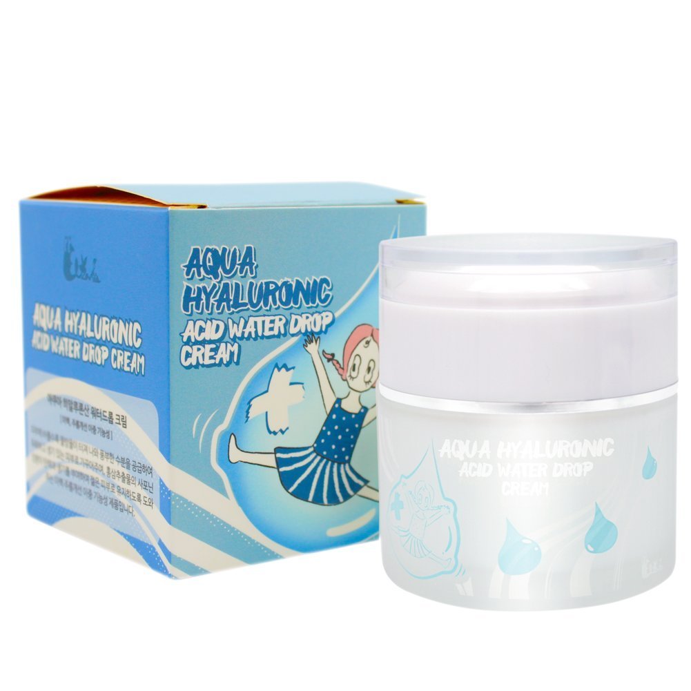 Elizavecca water droplets on skin showing cooling hydration benefit