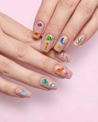 ERSHIXUN close-up of 5D embossed texture highlighting raised detail for dimensional nails
