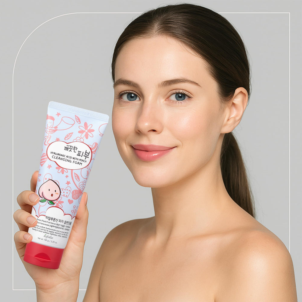 esfolio before and after cleanse skin comparison, revealing cleaner balanced look