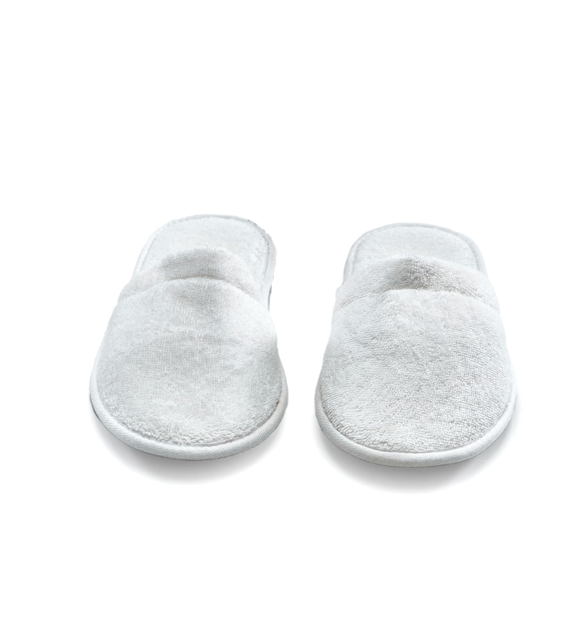 ESKYMODE slipper worn in spa setting demonstrating relaxed, cushioned comfort
