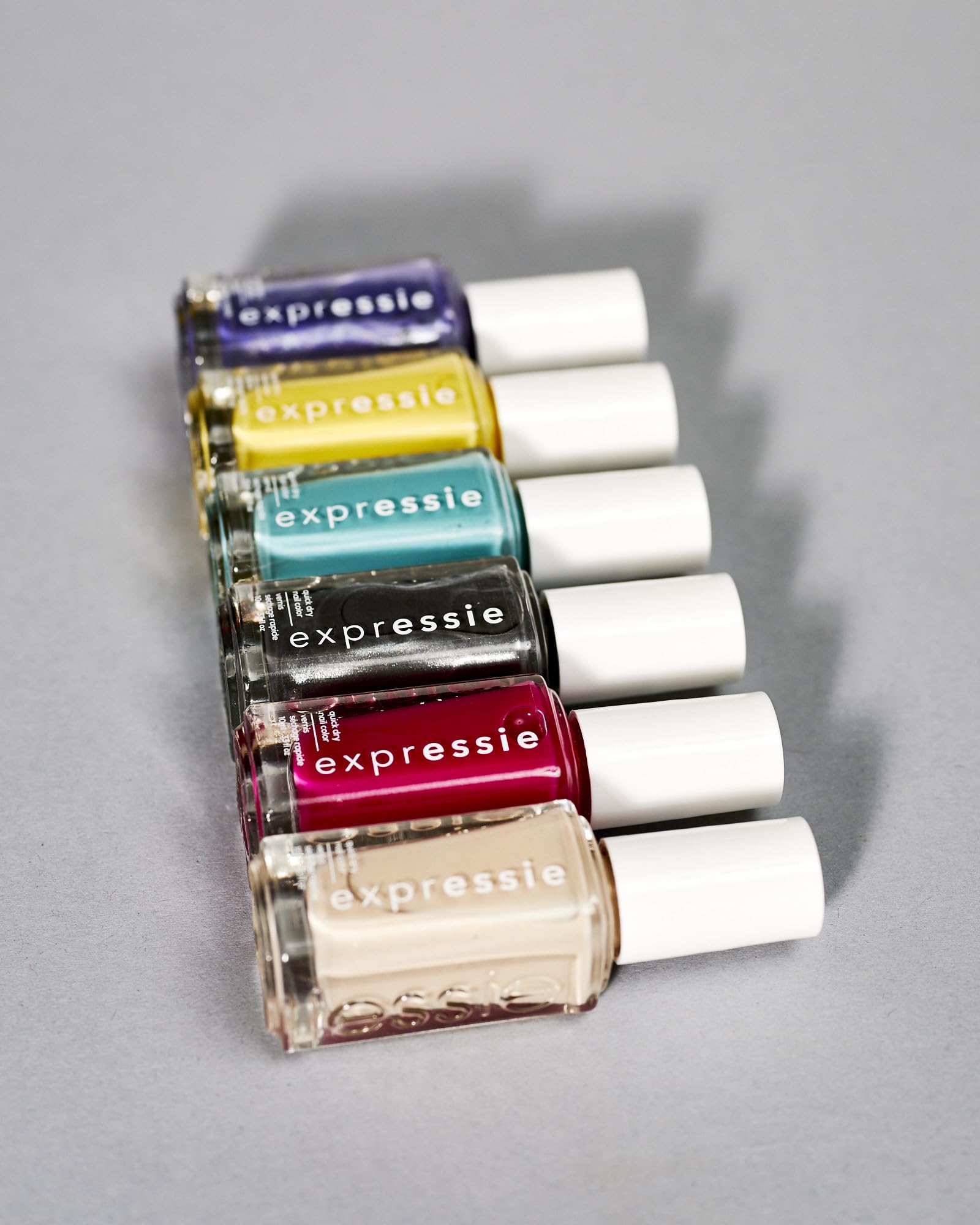 essie packaging label emphasizing vegan formula and product details