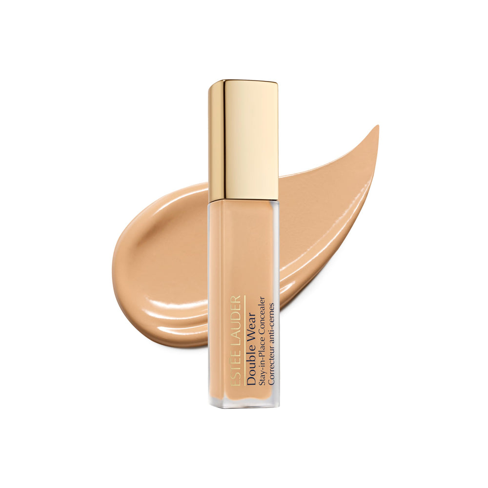 Estée Lauder front packaging showing product name and shade for clear identification and trust