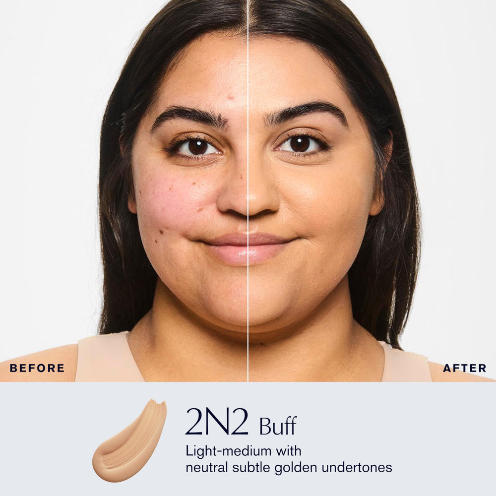 Estée Lauder foundation texture close-up demonstrating blendable, breathable formula