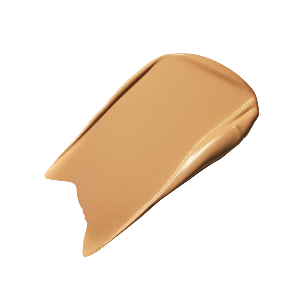 Estée Lauder Double Wear texture close-up showing creamy pigment and blendability