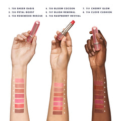 Estée Lauder swatch on lips illustrating Rosewood Rescue pH-adaptive tint and natural glow benefit