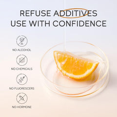 Etuanxi serum dropper dispensing a clear drop for concentrated vitamin C delivery
