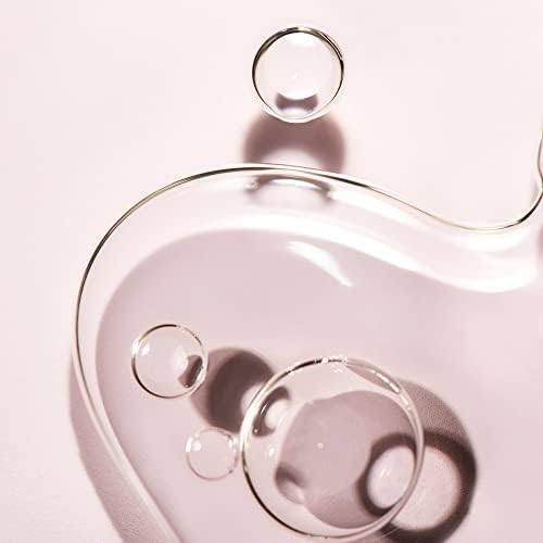 Evereden hydrogel close-up texture showing concentrated serum delivery benefit