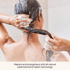 Everist deep conditioner cream shot shows rich texture for intense hydration