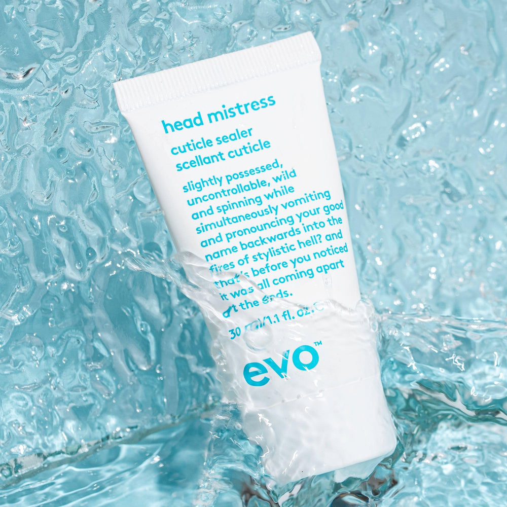 EVO Head Mistress applied to wet hair demonstrating easier detangling