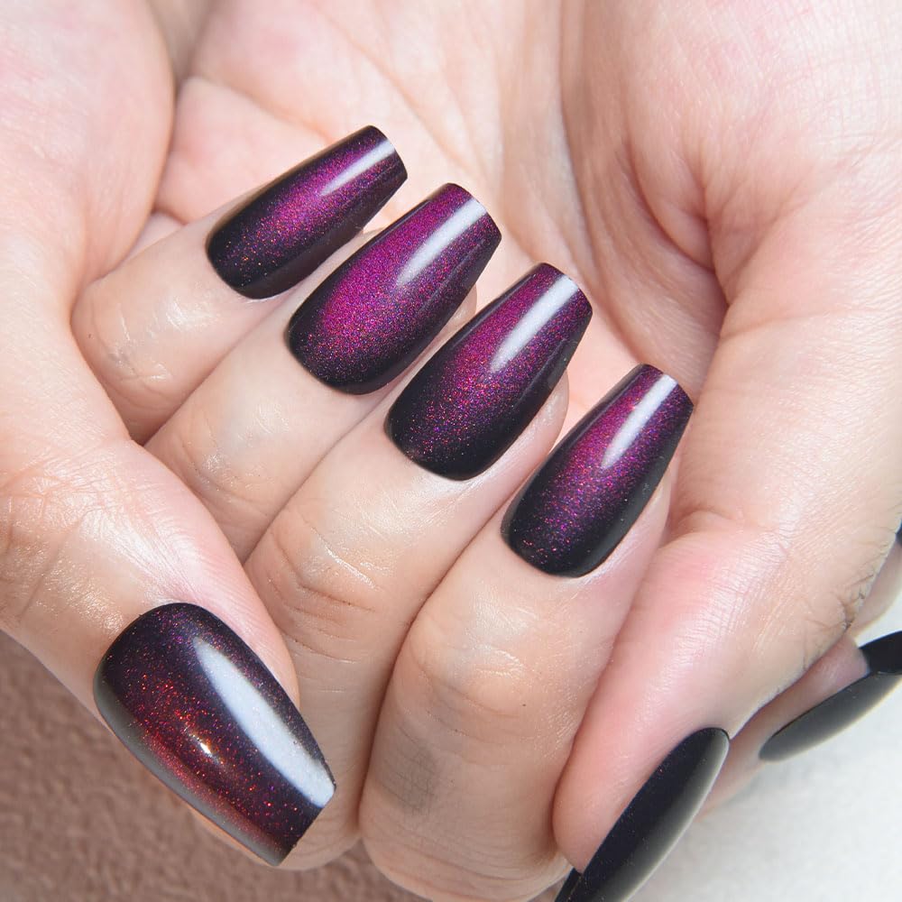 evpct close-up cat-eye stripe detail highlighting metallic shimmer