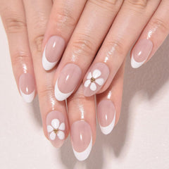 evpct close-up of 3D floral detail on nail tip highlighting delicate decoration