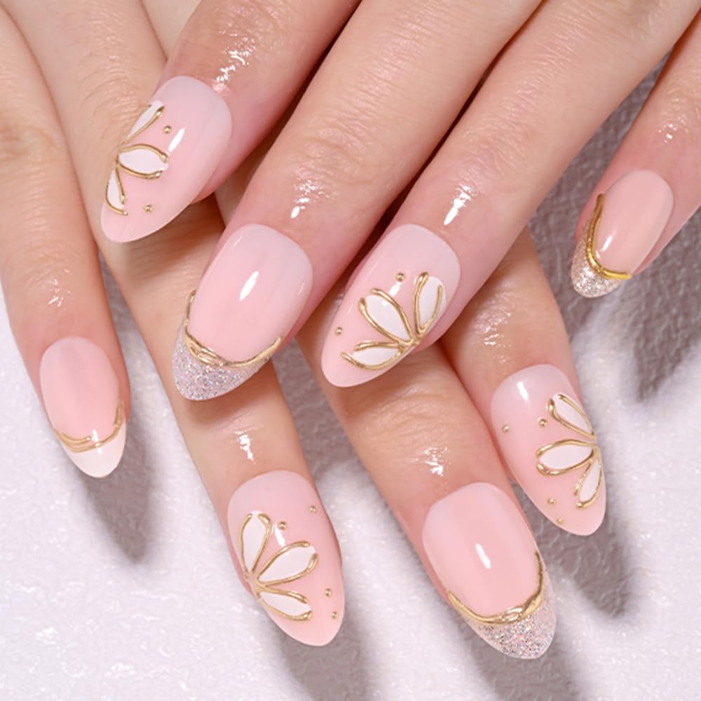 evpct close-up of 3D white flower accent highlighting textured detail