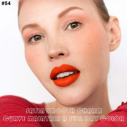 evpct retractable lip liner tip close-up for precise outlining and easy application