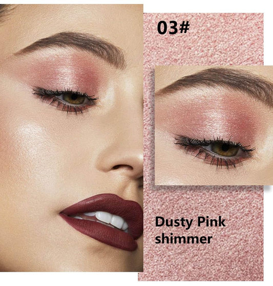 evpct close-up of single pan rose gold glitter, highlighting reflective payoff and blendability