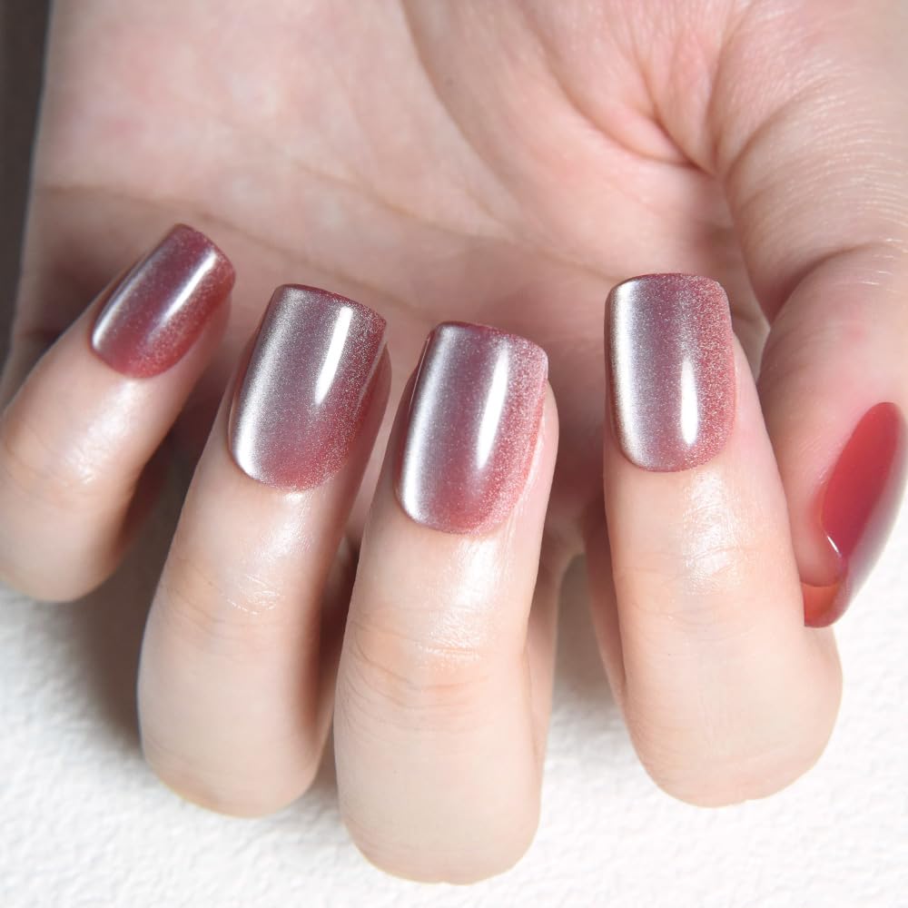evpct top-down view of short squoval nails showing natural fit