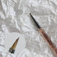Exttem pen on salon table conveying professional look and easy handling