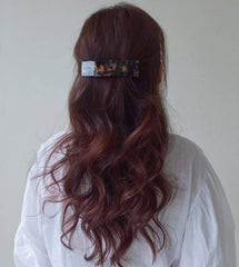 Eyegla gift box with barrettes ready to present as an attractive present