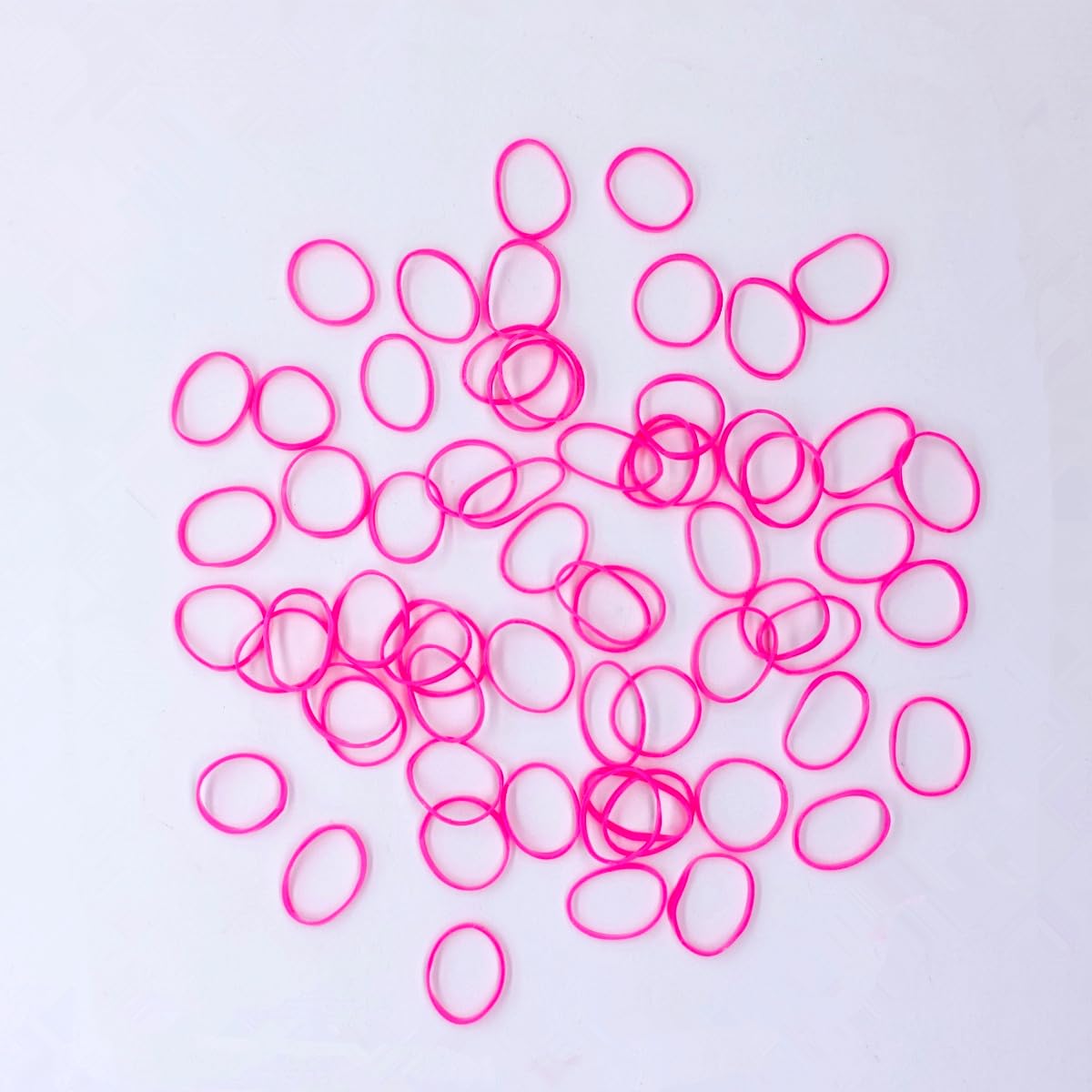 Ezepeo close-up of elastic rubber texture with gentle stretch benefit