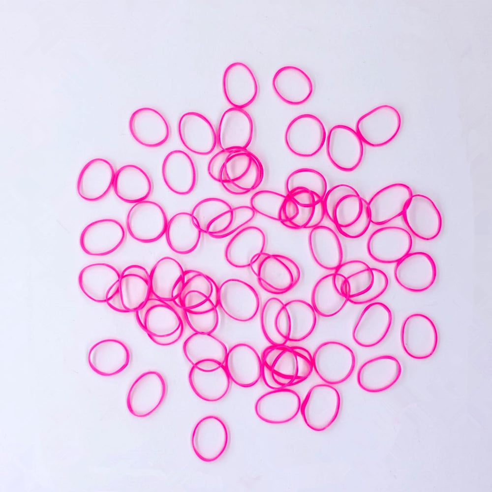 Ezepeo close-up of elastic rubber texture with gentle stretch benefit