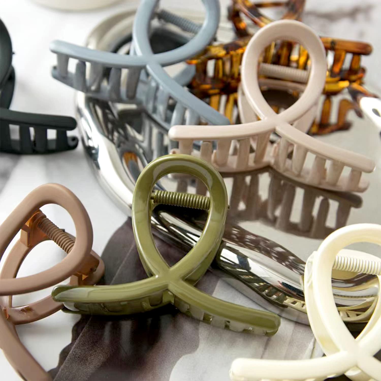 FAELBATY clips in gift-ready packaging ideal for presents