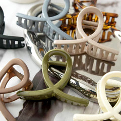 FAELBATY clips in gift-ready packaging ideal for presents