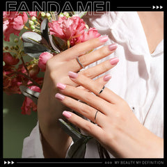 Fandamei close-up on nail tip showing glossy finish and durable top layer benefit