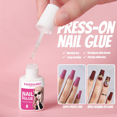 Fandamei lifestyle shot of nails at an event showing polished, ready-to-wear finish
